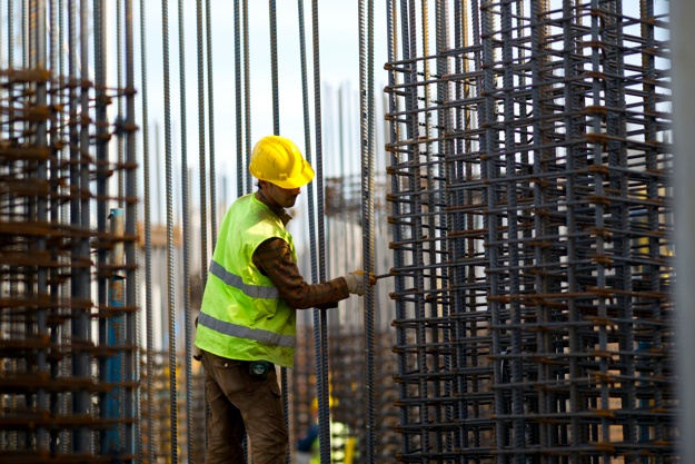 working-hard-building-man-construction-worker_1122-1849